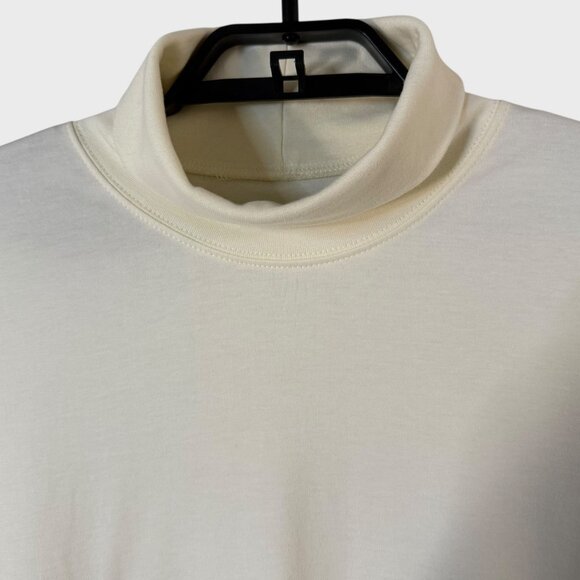 L.L. Bean Classic Lightweight Soft-Cotton Turtleneck Sweater Cream Men's Size XL - Picture 5 of 11